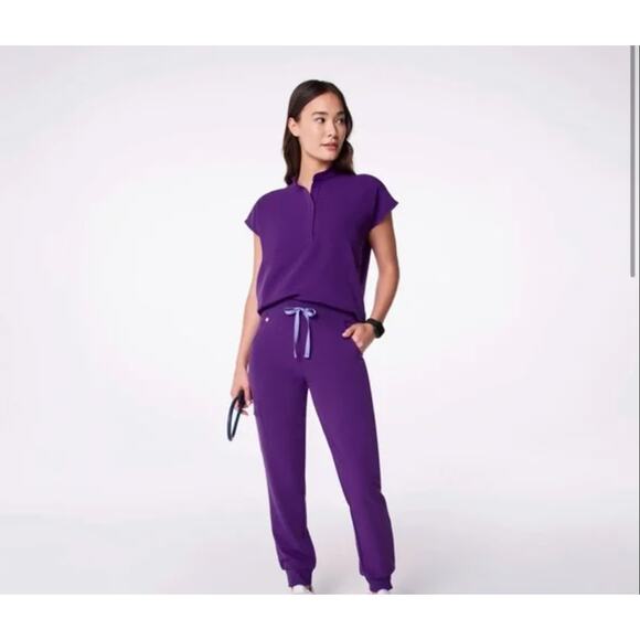 FIGS Rafaela Oversized Scrub Top Digital Grape Purple Women's XL Retired Rare - Picture 4 of 15
